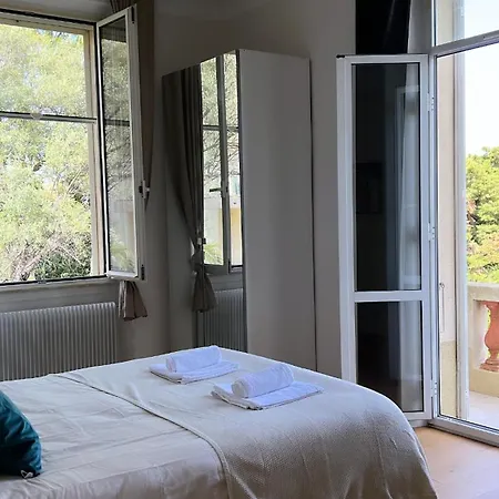 Apartment Provence 2 Pieces Avec Balcon
