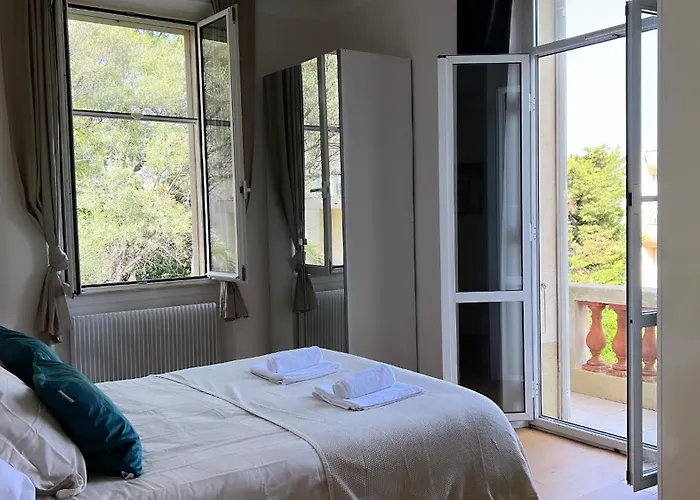 아파트 Provence 2 Pieces Avec Balcon